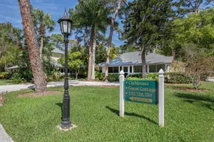 726 Eagle Point Dr, Venice, FL 34285 - Photo 42