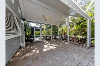 726 Eagle Point Drive, Venice, FL 34285 - Photo 28