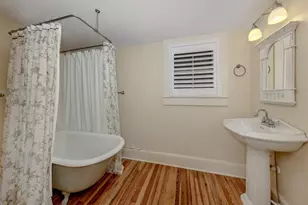 726 Eagle Point Dr, Venice, FL 34285 - Photo 24