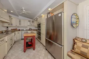 726 Eagle Point Dr, Venice, FL 34285 - Photo 8