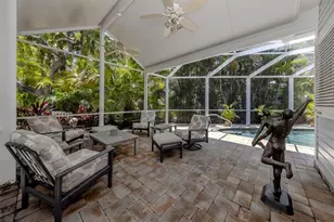 726 Eagle Point Dr, Venice, FL 34285 - Photo 16