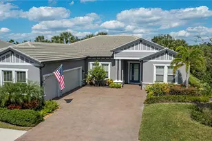 6137 Lungo Lago Dr, Sarasota, FL 34241 - Photo 2