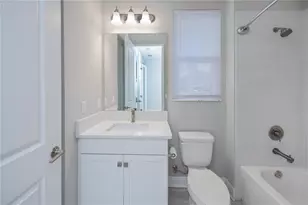 6137 Lungo Lago Dr, Sarasota, FL 34241 - Photo 56