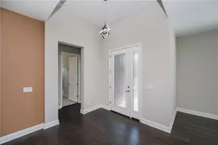 6137 Lungo Lago Dr, Sarasota, FL 34241 - Photo 12