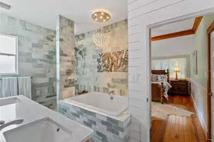 713 Eagle Point Dr, Venice, FL 34285 - Photo 42