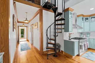 713 Eagle Point Dr, Venice, FL 34285 - Photo 14