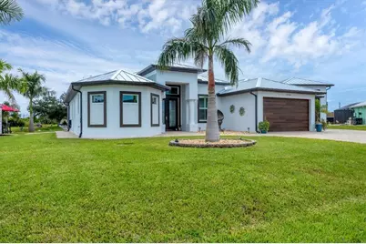 15704 Lakeland Circle, Port Charlotte, FL 33981 - Photo 6