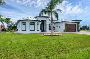 15704 Lakeland Cir, Port Charlotte, FL 33981 - Photo 6