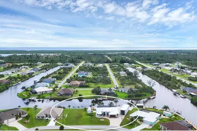 15704 Lakeland Circle, Port Charlotte, FL 33981 - Photo 2