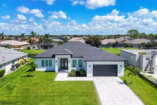 75 Medalist Rd, Rotonda West, FL 33947 - Photo 10