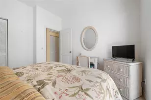 1262 Berkshire Cir, Venice, FL 34292 - Photo 28