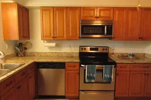 421 Riviera St, Venice, FL 34285 - Photo 10