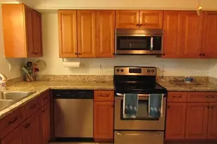 421 Riviera St, Venice, FL 34285 - Photo 6