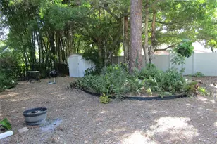 421 Riviera St, Venice, FL 34285 - Photo 28