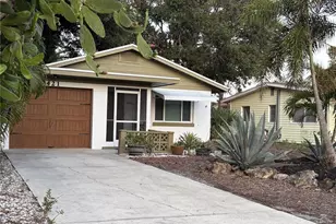421 Riviera St, Venice, FL 34285 - Photo 2