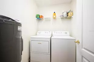 1761 Auburn Lakes Dr, Venice, FL 34292 - Photo 24