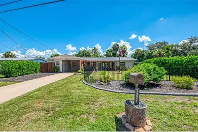 1321 Groveland Avenue, Venice, FL 34285 - Photo 2