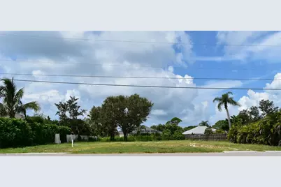 2450 Alamander Avenue, Englewood, FL 34223 - Photo 8
