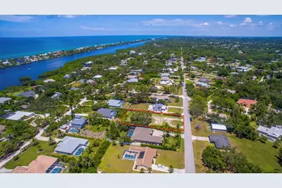 2450 Alamander Avenue, Englewood, FL 34223 - Photo 4