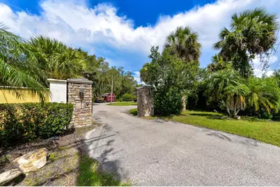 273 S Havana Road, Venice, FL 34292 - Photo 2
