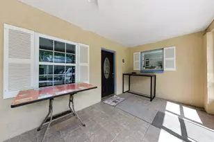 273 S Havana Rd, Venice, FL 34292 - Photo 6