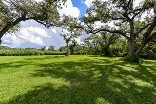 273 S Havana Rd, Venice, FL 34292 - Photo 32