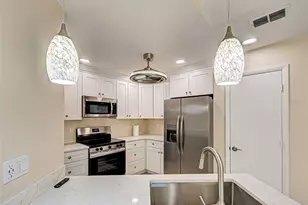 406 Pendleton Dr, Venice, FL 34292 - Photo 22