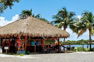 100 Circuit Rd, Nokomis, FL 34275 - Photo 30