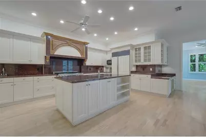 304 Tortuga Drive, Nokomis, FL 34275 - Photo 14