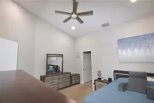 1576 Fawnwood Cir, Sarasota, FL 34232 - Photo 12