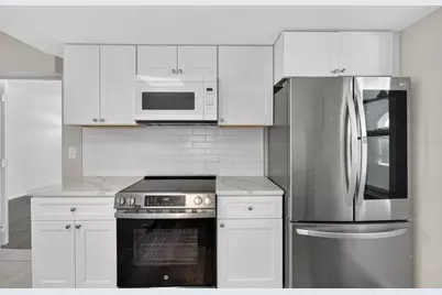 1005 Alston Lane, Englewood, FL 34223 - Photo 14