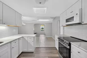 1005 Alston Ln, Englewood, FL 34223 - Photo 12