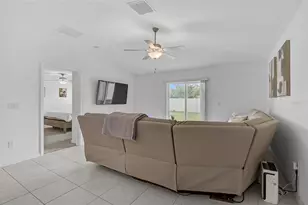 5472 Blue Azure Dr, Wimauma, FL 33598 - Photo 10
