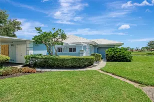 420 Wexford Cir, Venice, FL 34293 - Photo 2