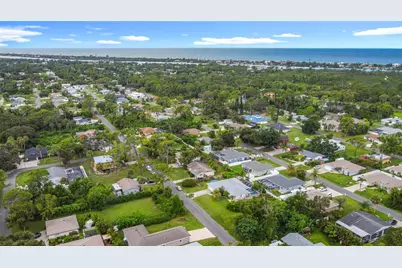 5964 Diana Road, Venice, FL 34293 - Photo 2