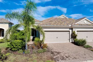 21629 Avon Park Ct, Venice, FL 34293 - Photo 2