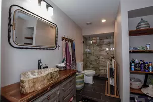 404 Cardiff Rd, Venice, FL 34293 - Photo 14