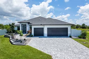 159 April Rd, Rotonda West, FL 33947 - Photo 1