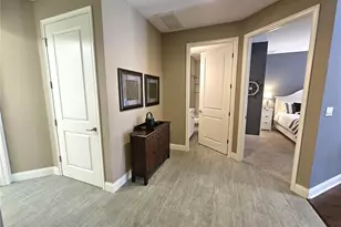 461 Nokomis Ave S, Venice, FL 34285 - Photo 34