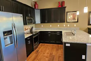 461 Nokomis Ave S, Venice, FL 34285 - Photo 18