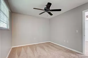 1056 Venetian Pkwy, Venice, FL 34285 - Photo 28