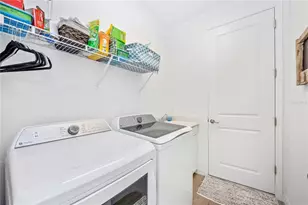 17697 Santorini Ct, Venice, FL 34293 - Photo 38