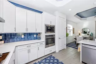 17697 Santorini Ct, Venice, FL 34293 - Photo 10