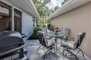 579 Clubside Cir, Venice, FL 34293 - Photo 14