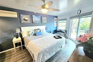 55 N Starboard Dr, Venice, FL 34285 - Photo 10