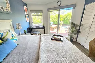 55 N Starboard Dr, Venice, FL 34285 - Photo 10