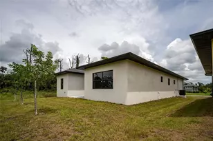 183 Sesame Rd E, Rotonda West, FL 33947 - Photo 58