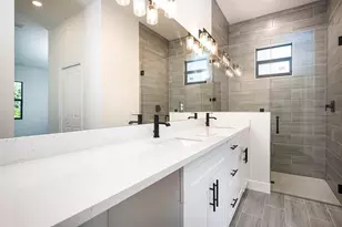 183 Sesame Rd E, Rotonda West, FL 33947 - Photo 28