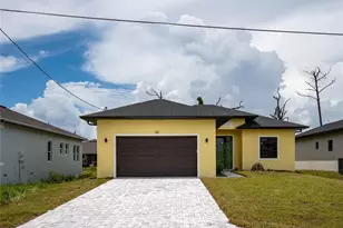 185 Sesame Rd E, Rotonda West, FL 33947 - Photo 2