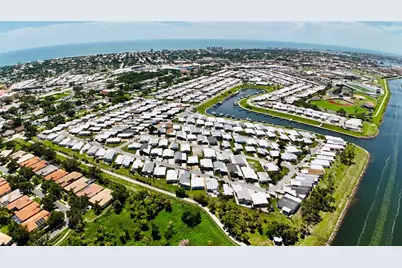 808 Bogie, Venice, FL 34285 - Photo 16